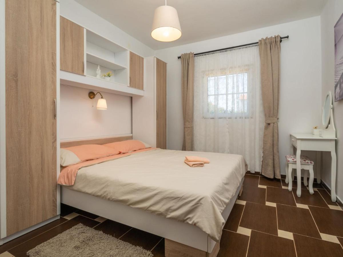 Holiday Home Mikac - Mlk136 By Interhome Dobrinj 外观 照片