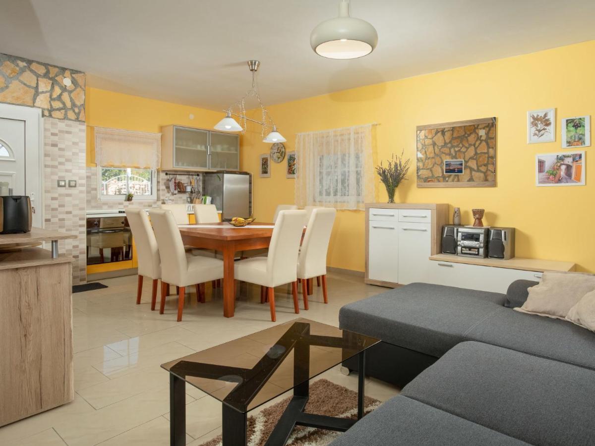 Holiday Home Mikac - Mlk136 By Interhome Dobrinj 外观 照片