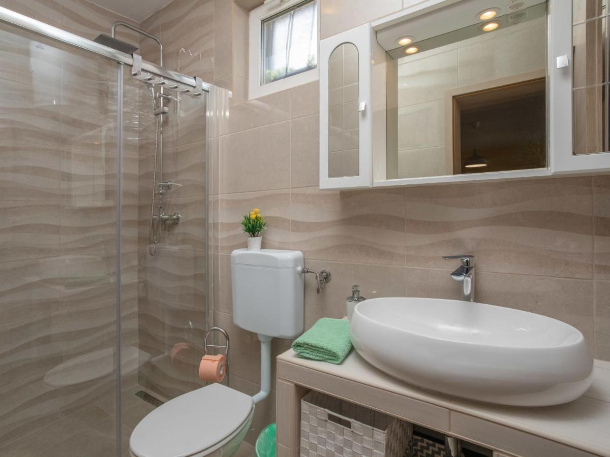 Holiday Home Mikac - Mlk136 By Interhome Dobrinj 外观 照片